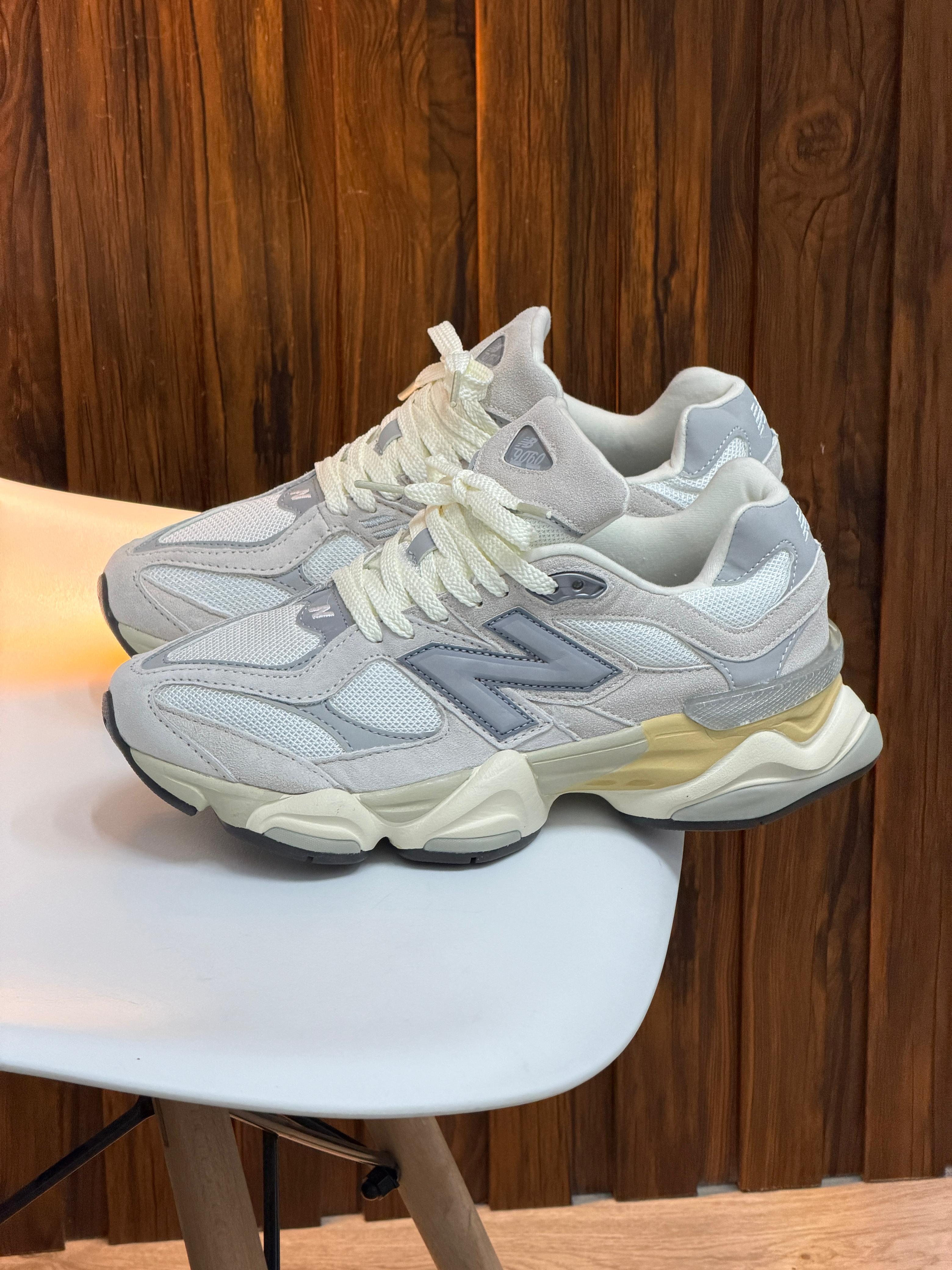 NEW BALANCE 9060 UNISEX