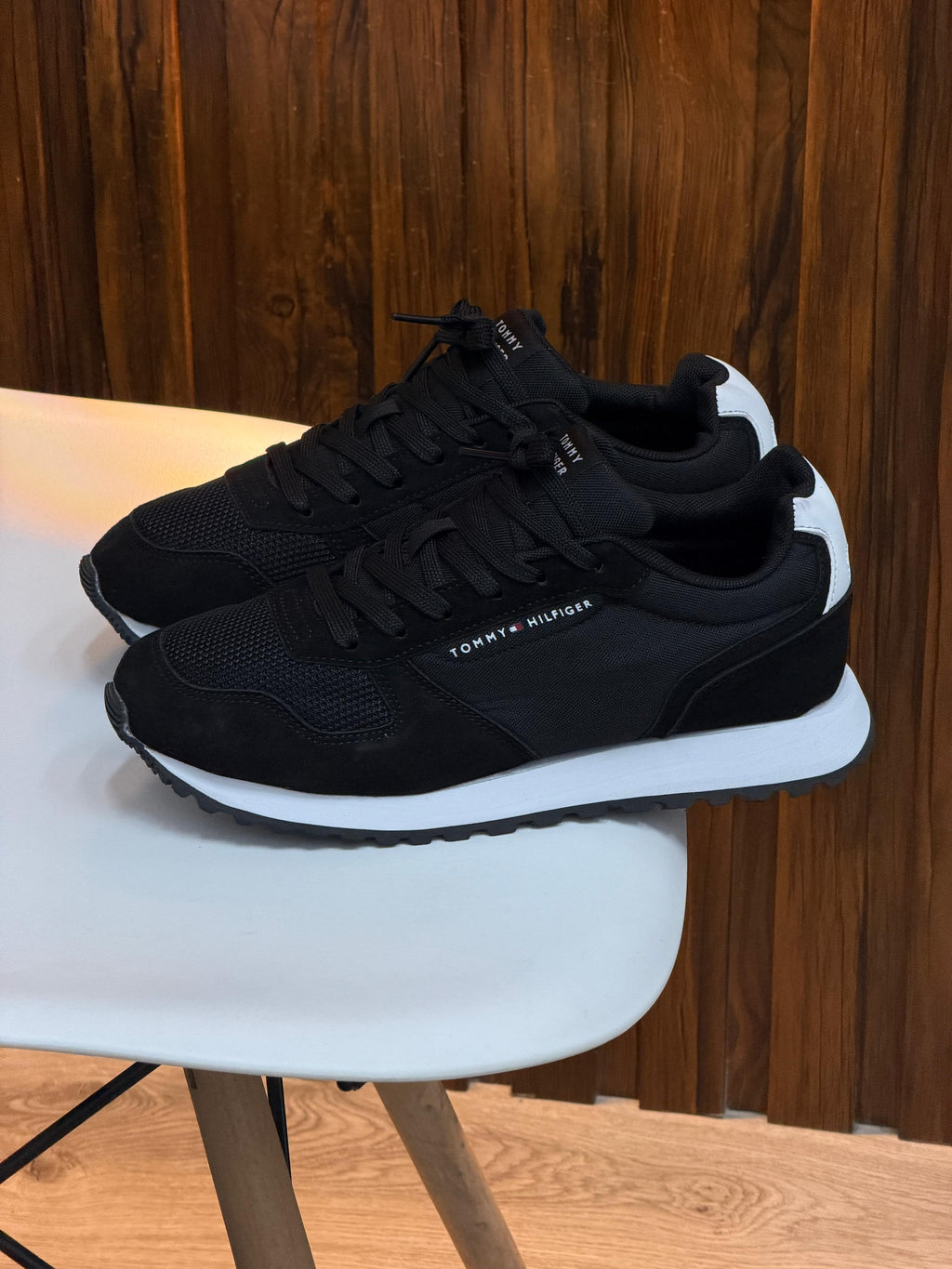 TOMMY HILFIGER NEW RUNNER