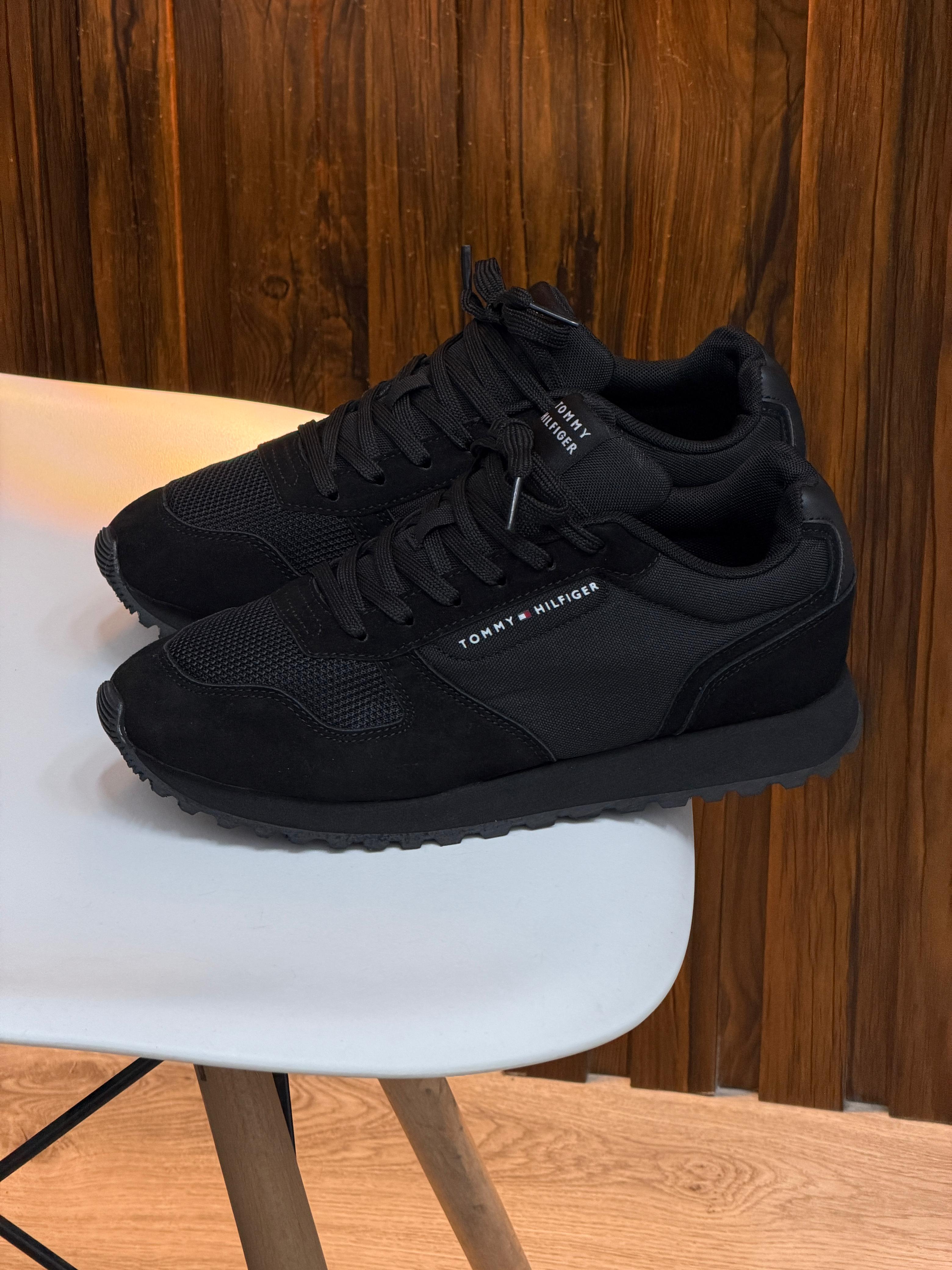 TOMMY HILFIGER NEW RUNNER