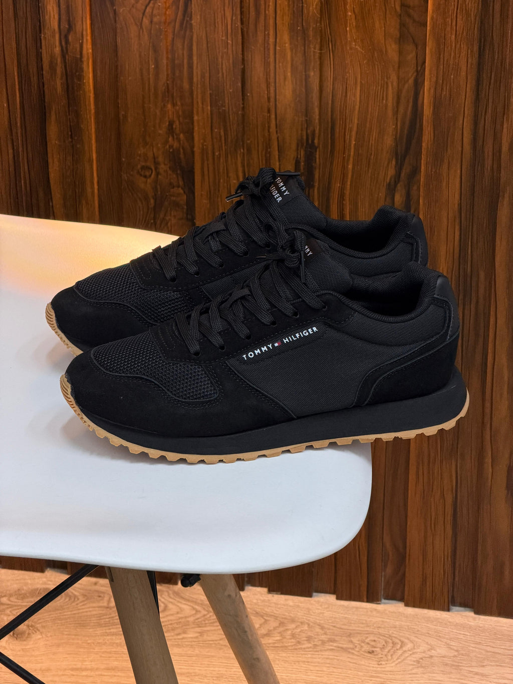 TOMMY HILFIGER NEW RUNNER