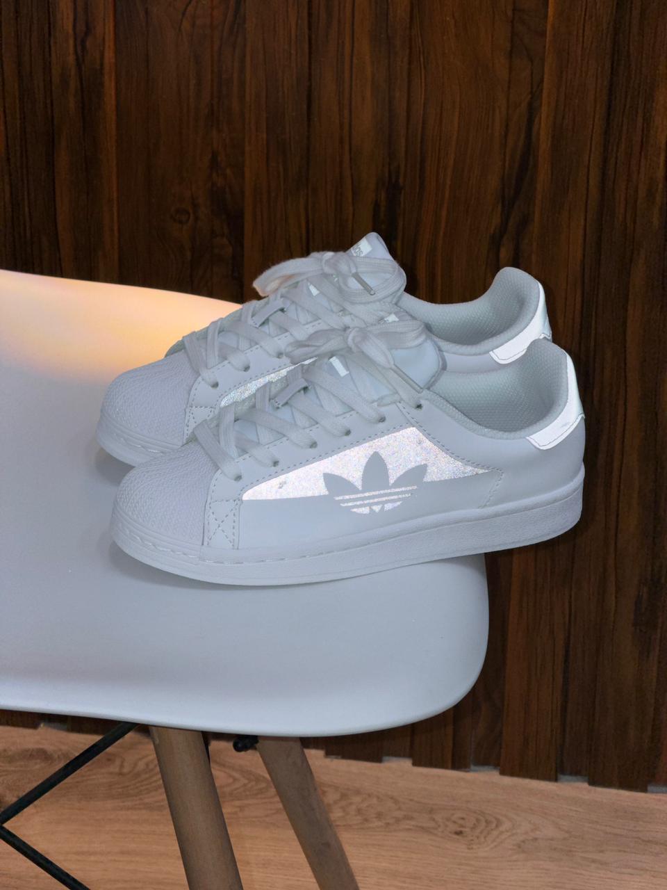 ADIDAS SUPER SUPERSTAR