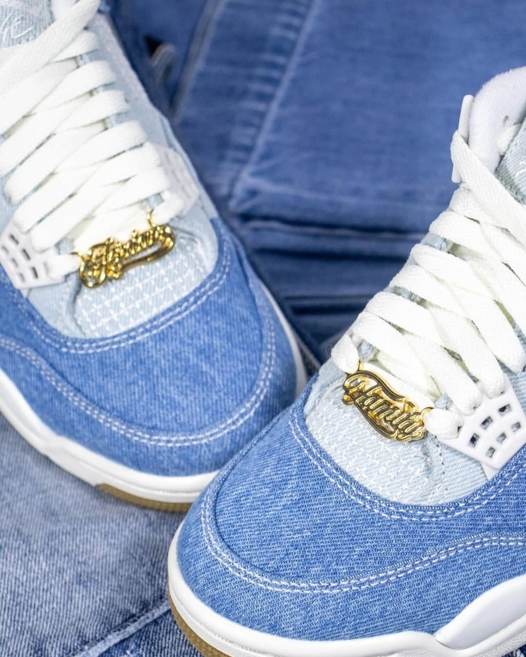 AIR JORDAN 4 RETRO