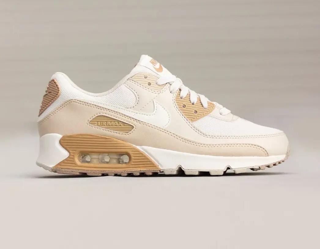 NIKE AIR MAX 90