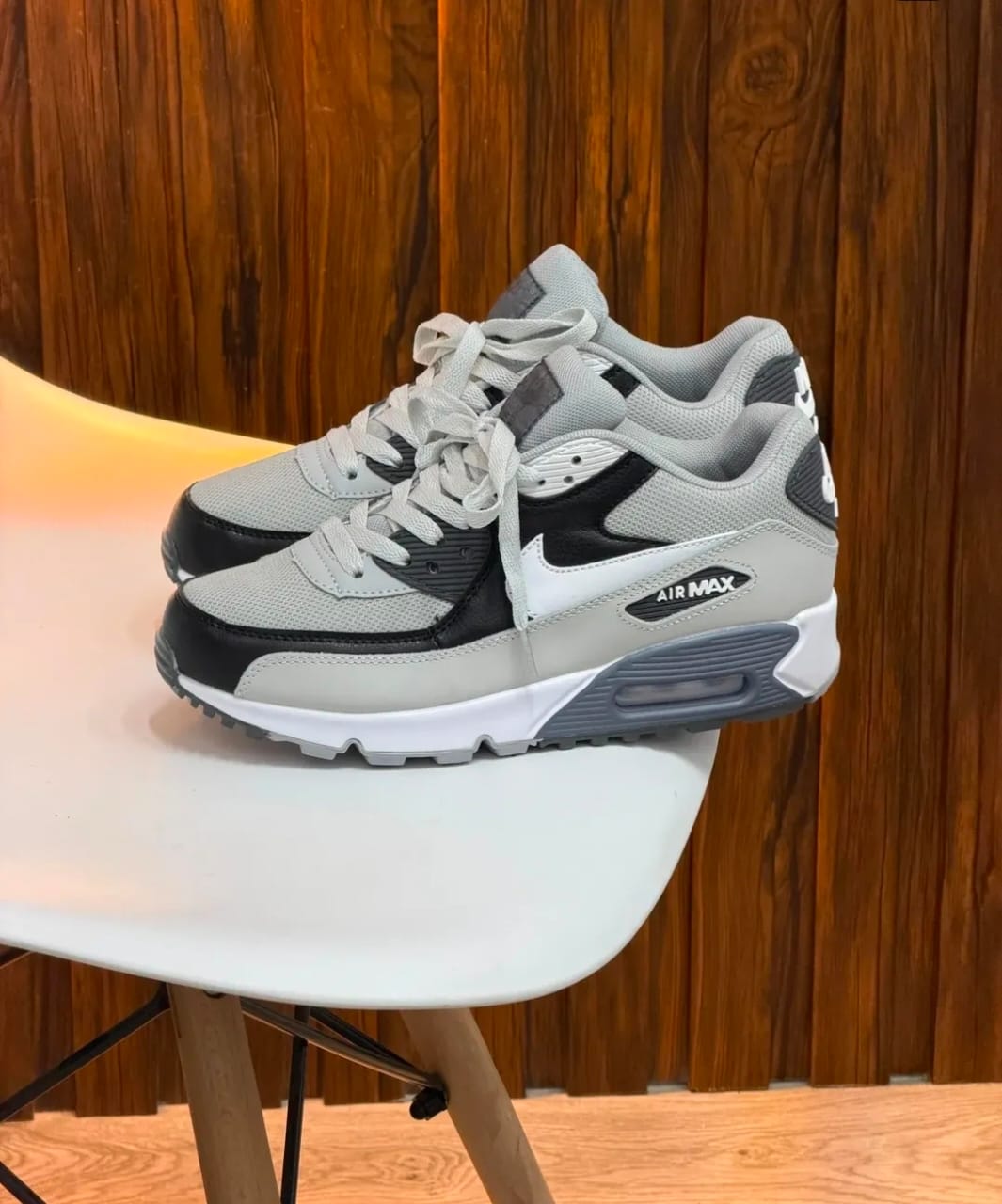 NIKE AIR MAX 90