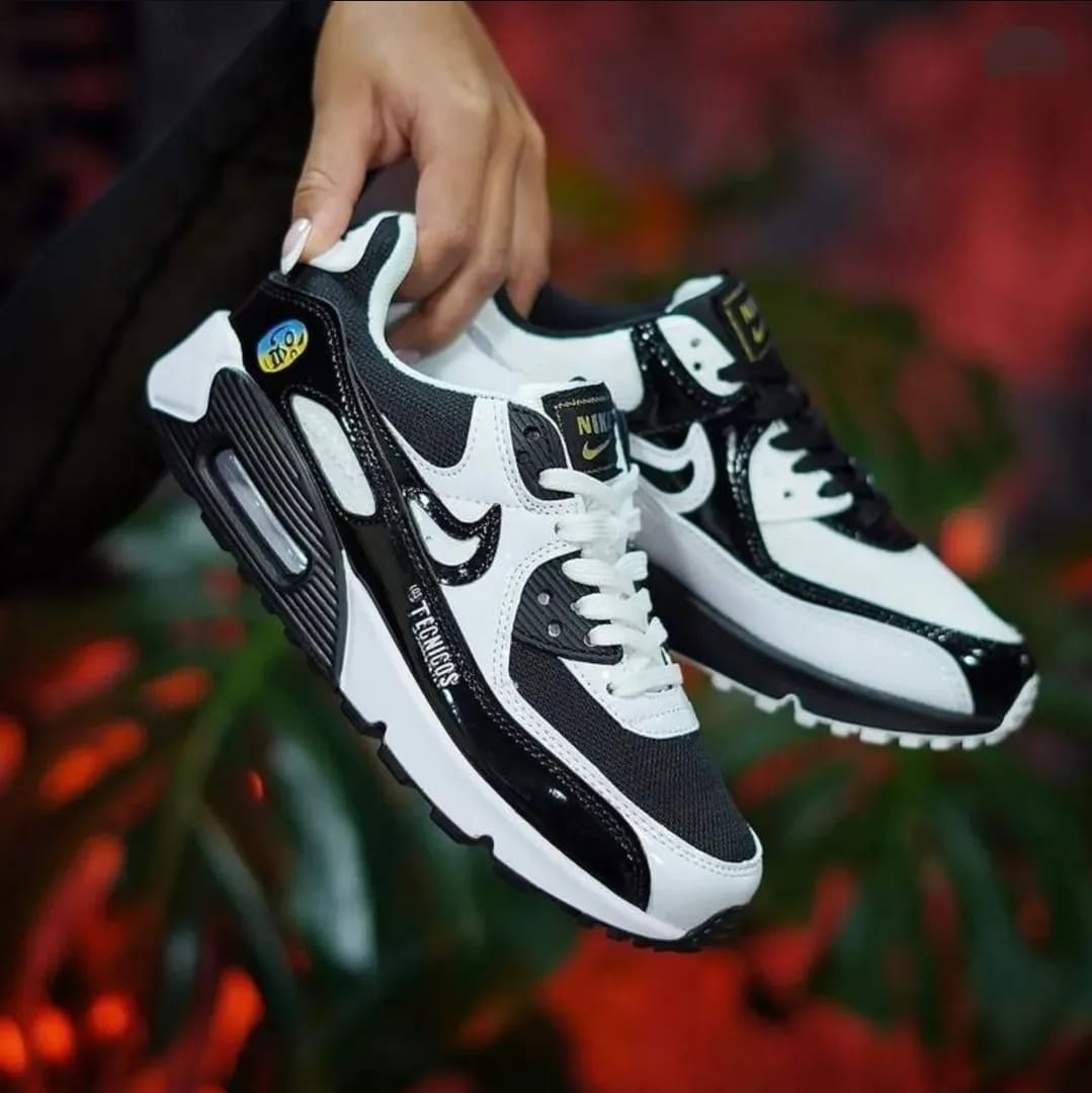 NIKE AIR MAX 90