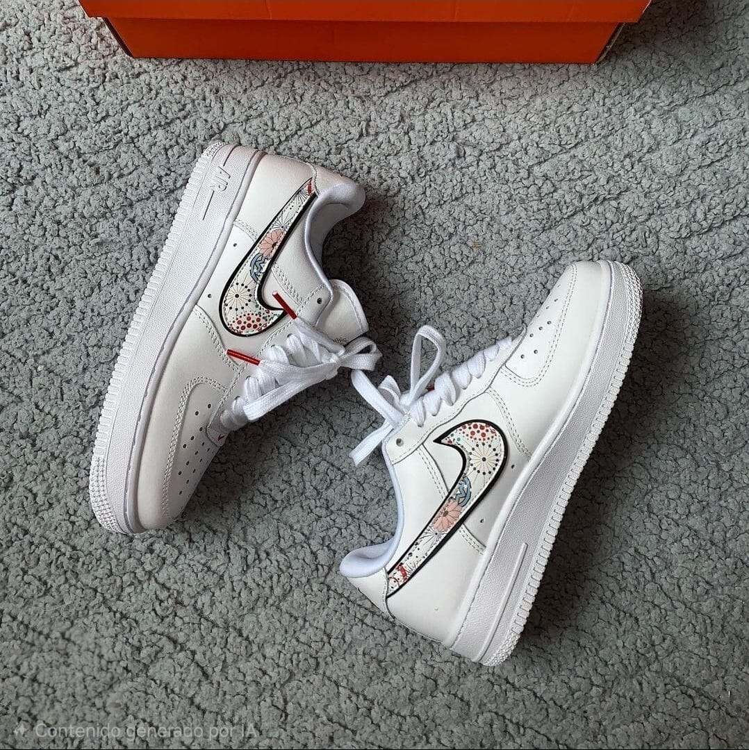 NIKE AIR FORCE 1