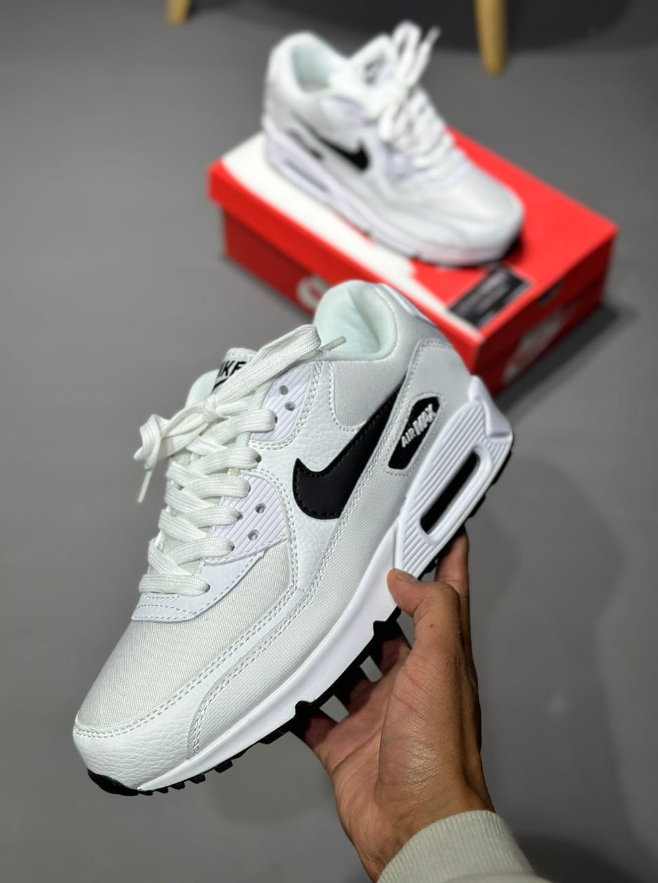 NIKE AIR MAX 90