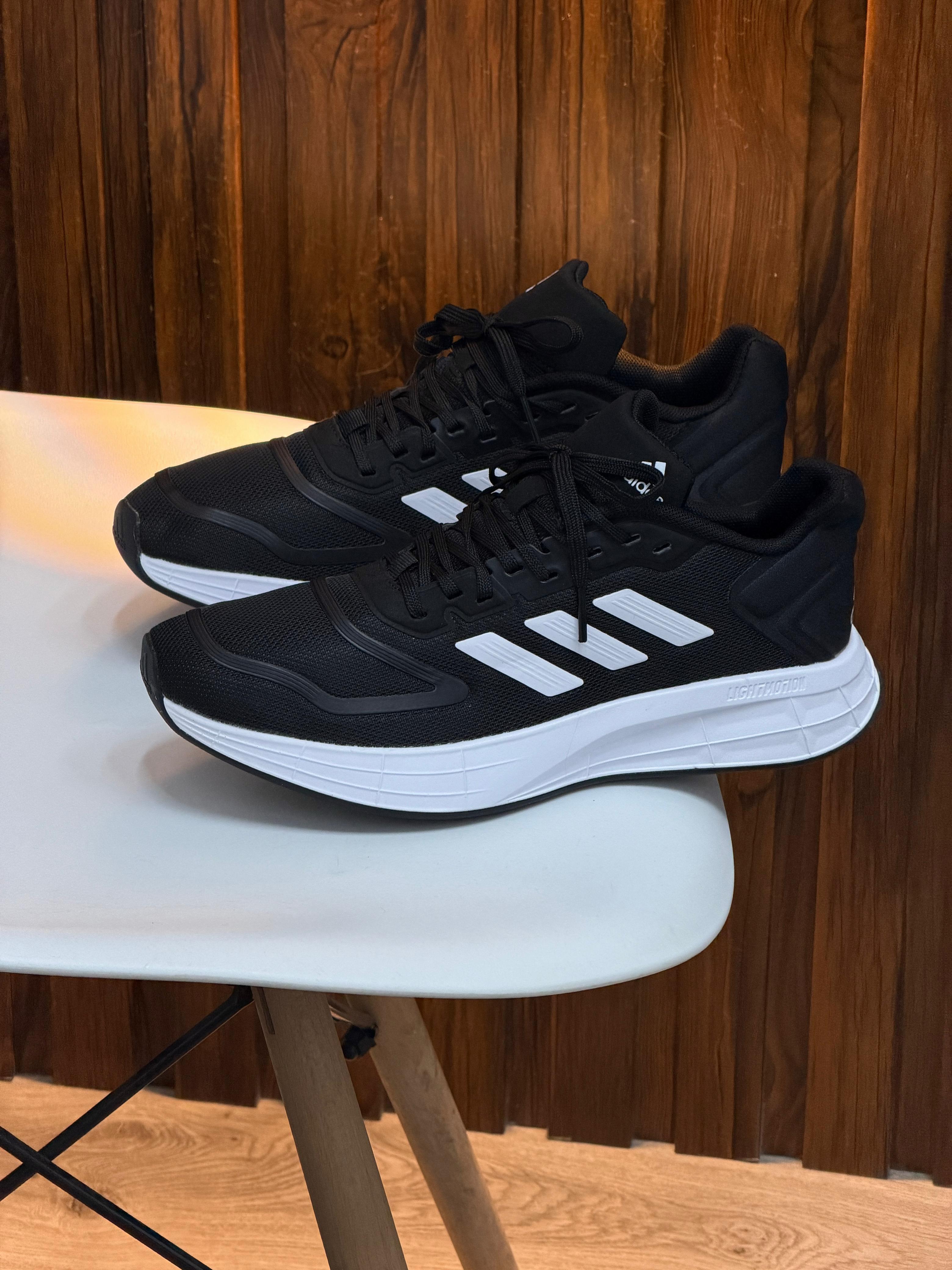 ADIDAS DURAMO 10